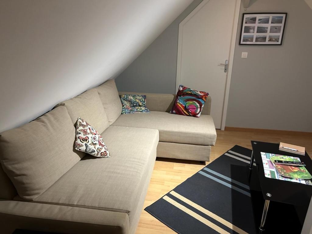로즈 쉬르 퀴에농 Mamoucafecouette B&B 외부 사진